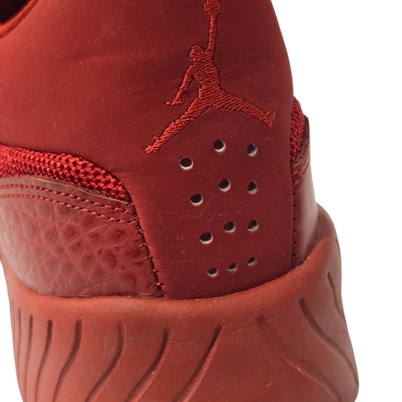 Jordan J23 Read Sneakers 13 - Picture 10 of 13